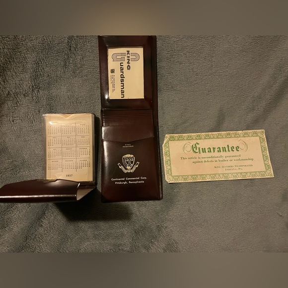 Vintage leather billfold - Picture 4 of 4